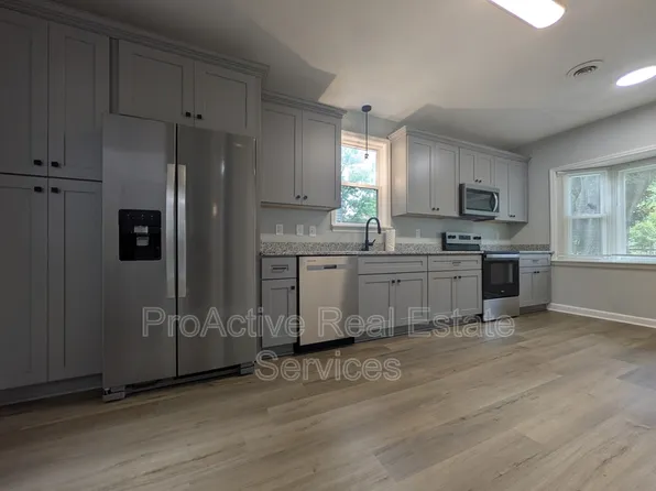 1036 Ivaloo St, Norfolk, VA 23513