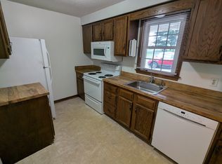 404 N Main St, Manchester, CT 06042