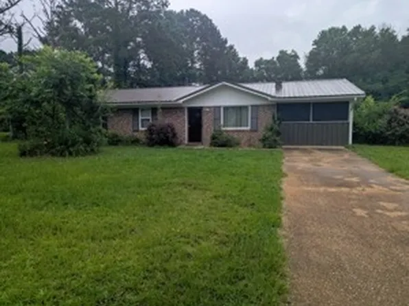 1077 County Road 388, Valley, AL 36854