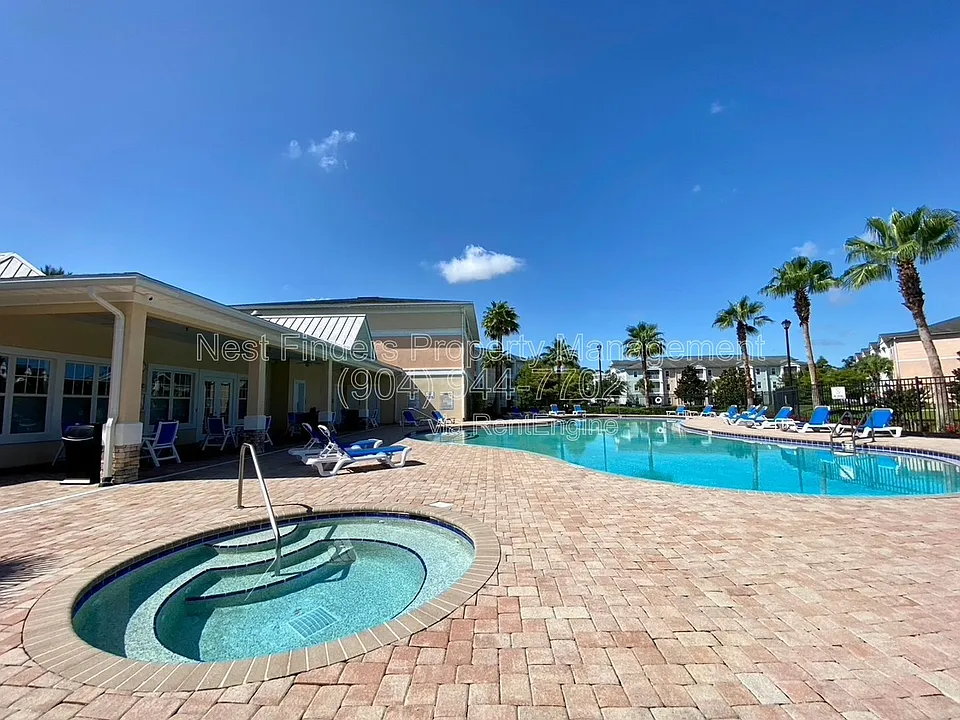 8241 Pelican Landing Rd #206