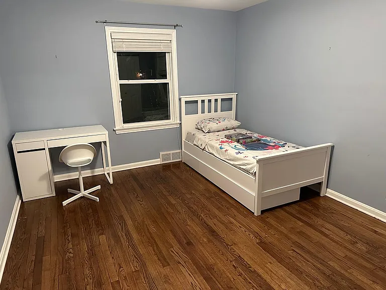 24016 Edgehill Dr — Photo 8