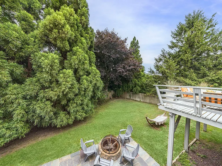 7 Glenmore Ave — Photo 24