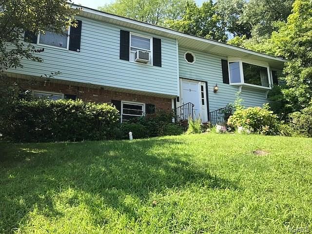 1st image of 134 Standish Dr