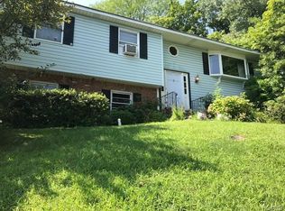 134 Standish Dr, Pearl River, NY 10965