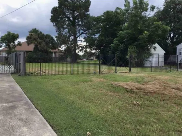 118 Winthrop Pl, New Orleans, LA 70119