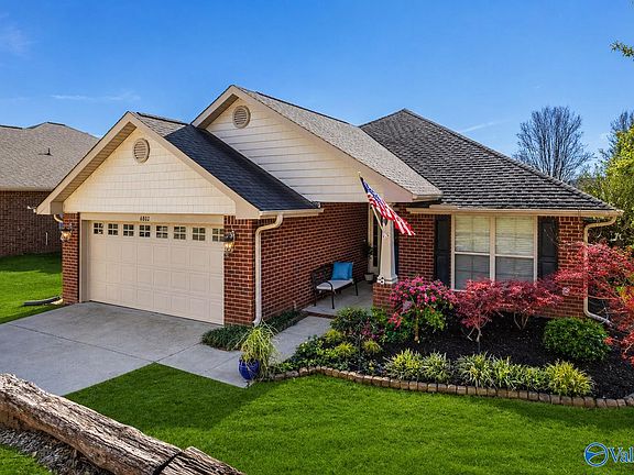 2nd image of 6802 Wintercrest Way SE