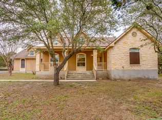 842 Stirrup Dr, Spring Branch, TX 78070