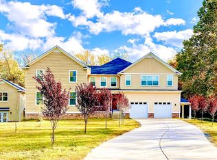 7313 Byrneley Ln, Annandale, VA 22003