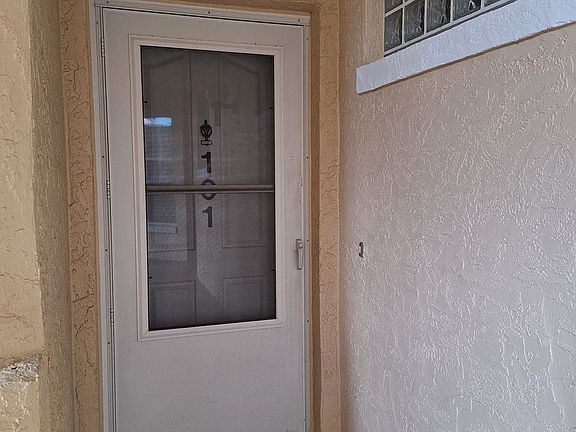 3rd image of 434 Bouchelle Dr APT 101