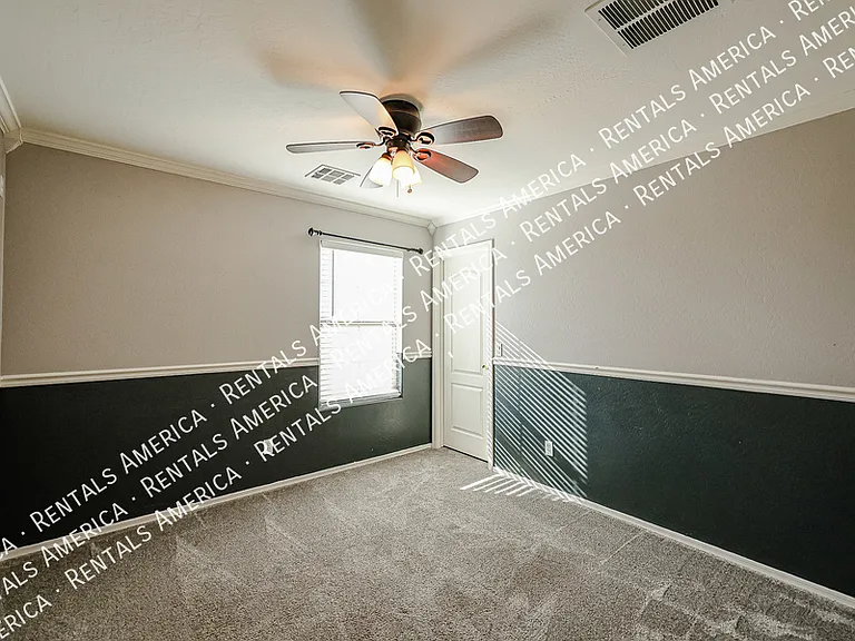 2614 W Florentine Rd — Photo 41