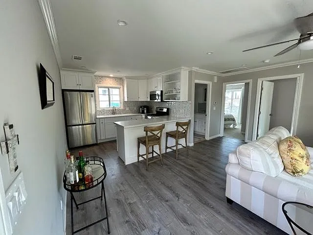 2334 1/2 Del Mar Rd — Photo 23