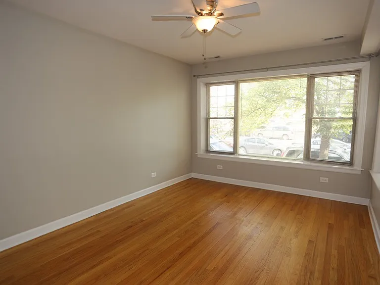 5208 N Sawyer Ave #2 — Photo 9