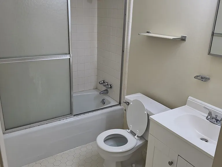 205 Durst Ave W #211B — Photo 14