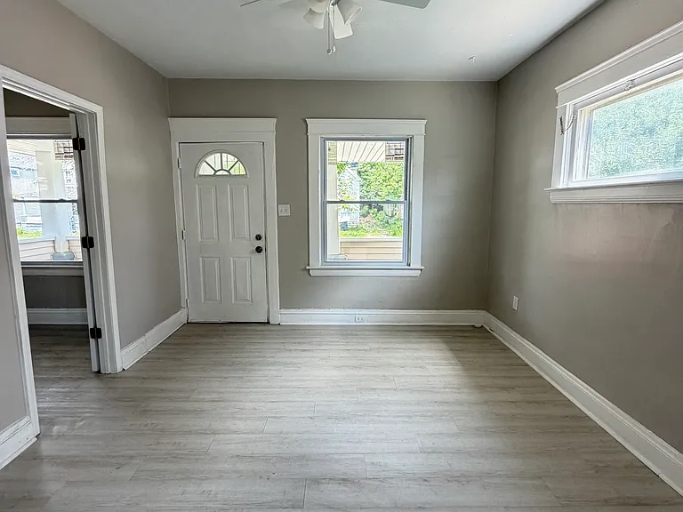 3038 E 125th St #1 — Photo 5