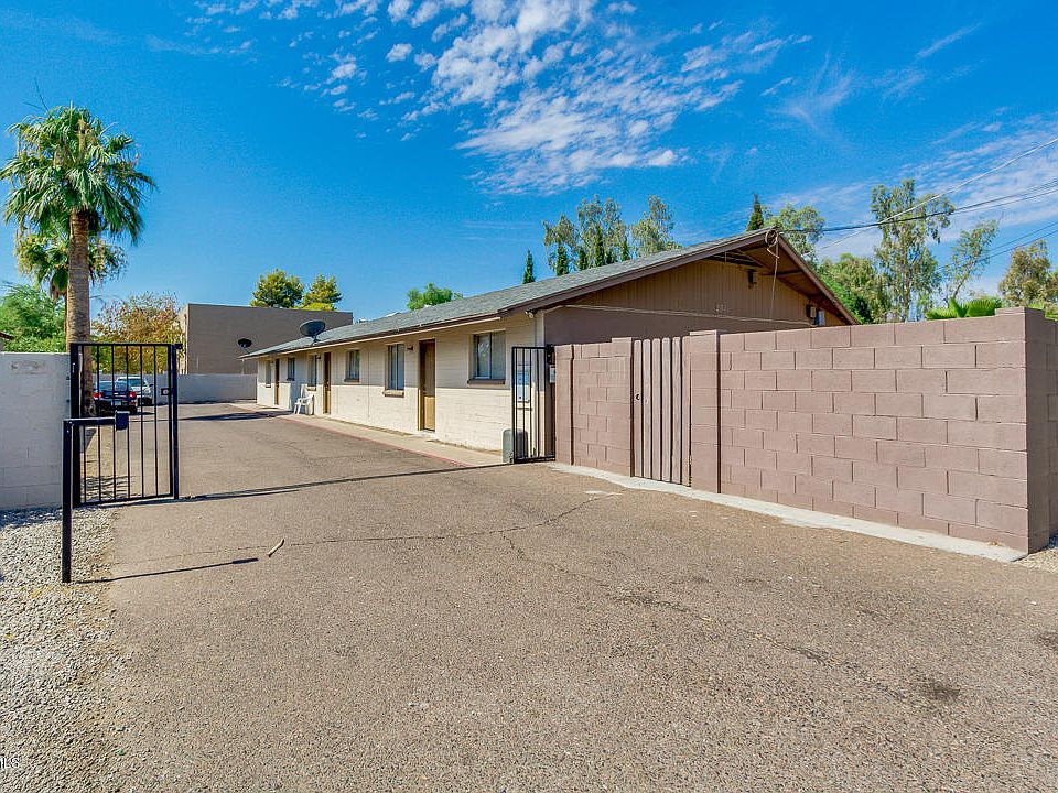 1st image of 2311 W Glenrosa Ave