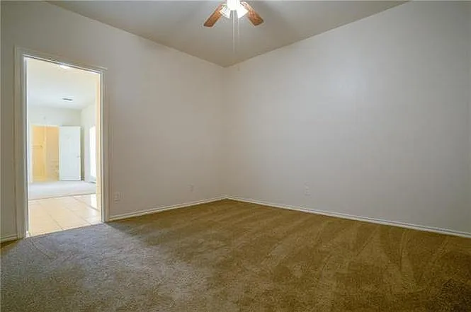 320 Twin Creek Dr — Photo 18