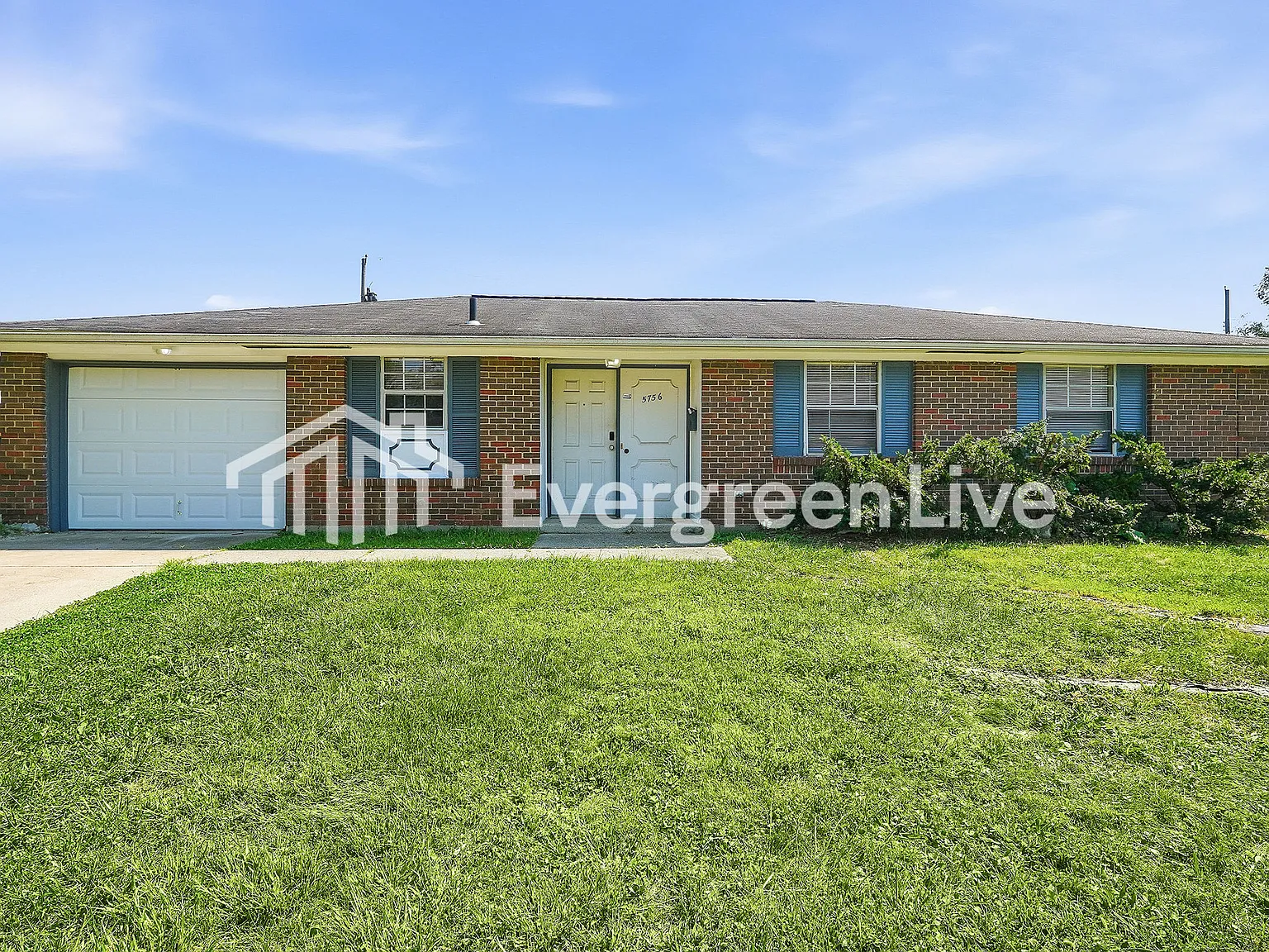 3 bed, 2.0 bath, 1140 sqft, $1,845 — Photo 1