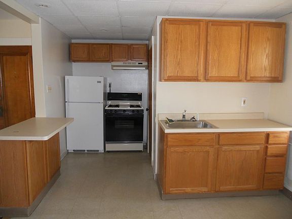 2nd image of 228 W Hazeltine Ave APT 7