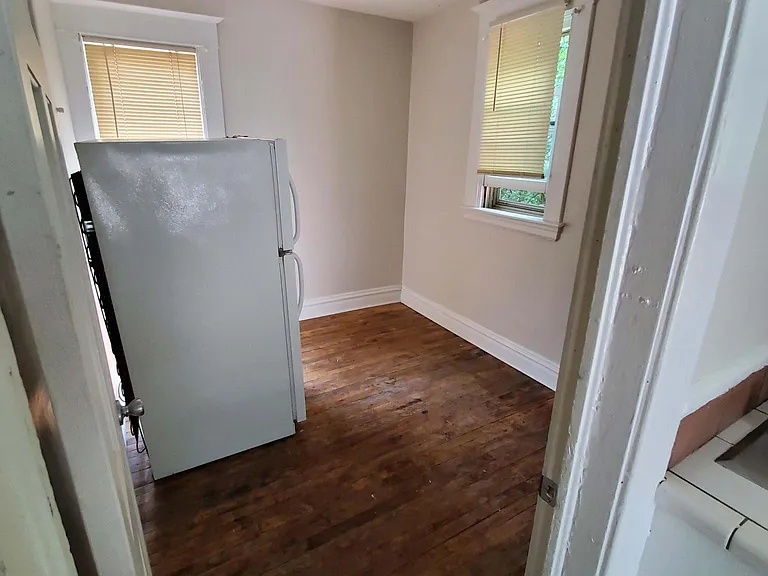 119 Paddock Ave SE #2 — Photo 4