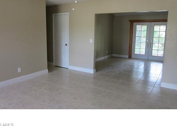 5th image of 1034 SE 17th Ave