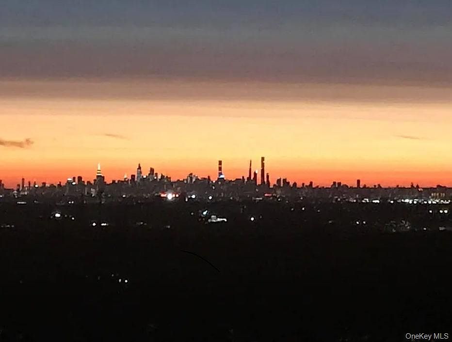 27010 Grand Central Parkway #22S