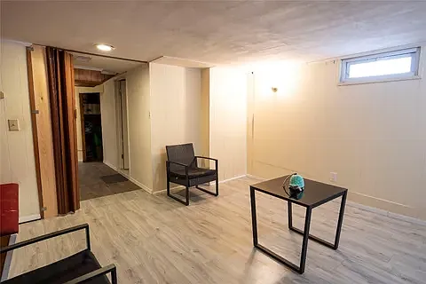 3 bed, 1590 sqft, $1,950 — Photo 3
