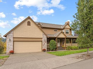 13931 SE Rolling Meadows Dr, Happy Valley, OR 97086