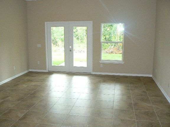 129 Scarlet Rose Lane