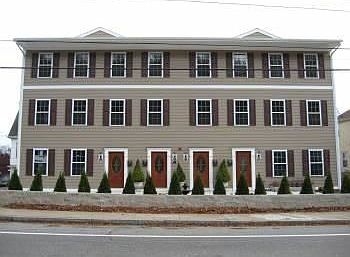 1st image of 982 Plainfield St #4