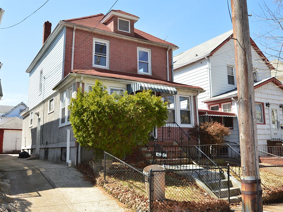 1st image of 10984 202nd St