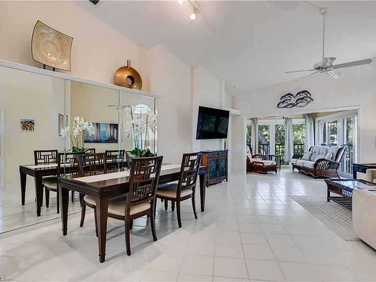 8420 Excalibur Cir #R12 — Photo 10