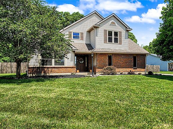 4th image of 100 Valley Forge Ct