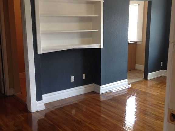 3rd image of 3845 Wyandotte St APT 5