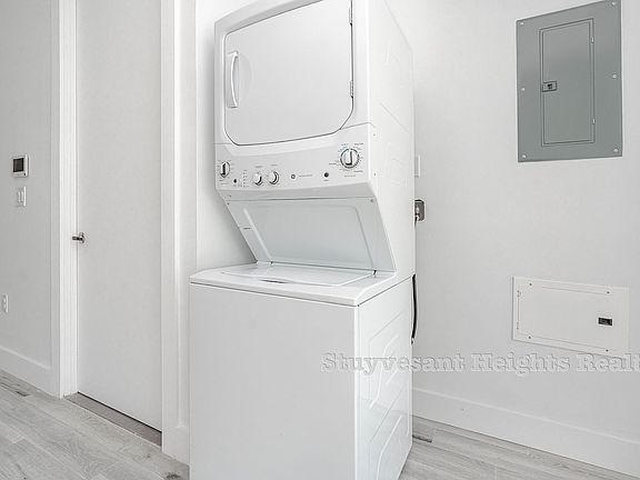 3rd image of 584 Marcy Ave #1C