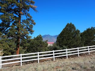 8037 Sleeping Dog Rd, Flagstaff, AZ 86004