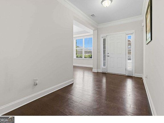 5th image of 6220 Carleen Ct