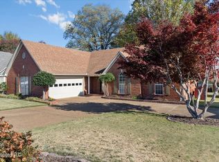 9278 Lakeside Dr, Olive Branch, MS 38654