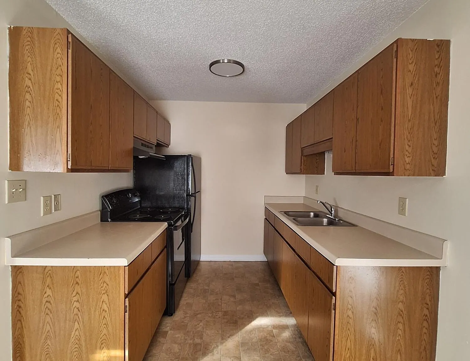 2 bed, 1.0 bath, $850 — Photo 4