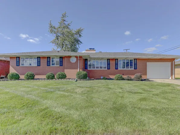 5560 Van Buren St, Merrillville, IN 46410