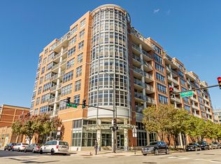 1200 W Monroe St APT 613, Chicago, IL 60607