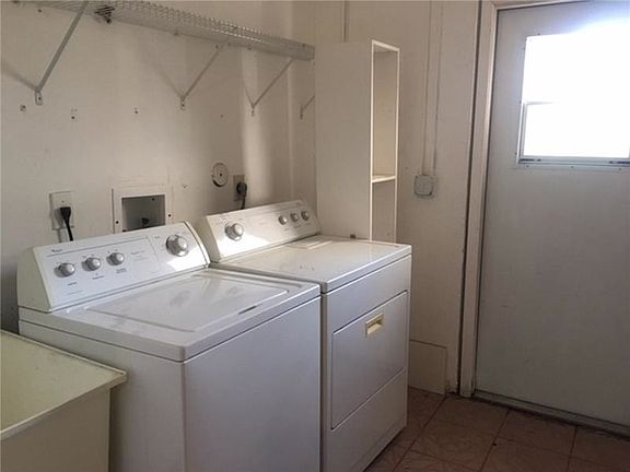 4th image of 742 NW 173rd Ter