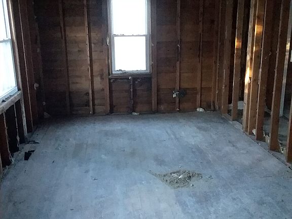 5th image of 383 2nd Ave