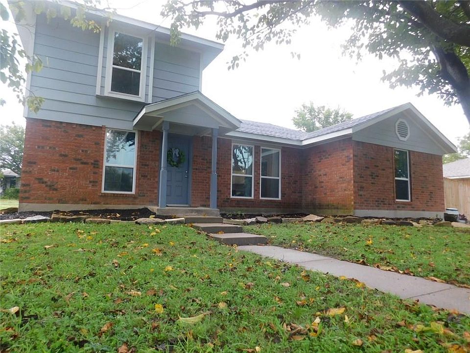 1st image of 904 N Grand Ave