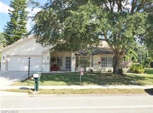 973 Charlemagne Blvd, Naples, FL 34112