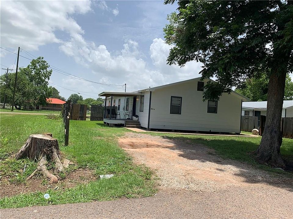 2nd image of 334 Cappel Ln