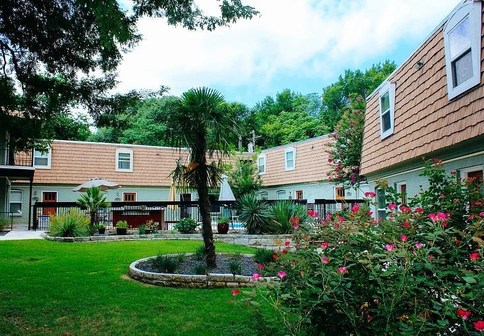 1500 E Side Dr #116-A