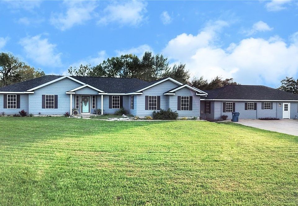 831 W Sinton St, Sinton, TX 78387 MLS 409576 Zillow