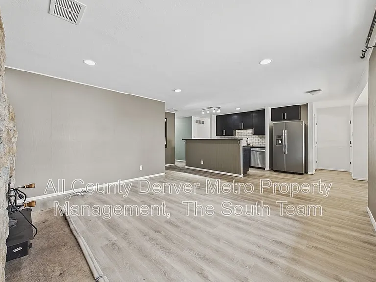 2516 S Pagosa St — Photo 8