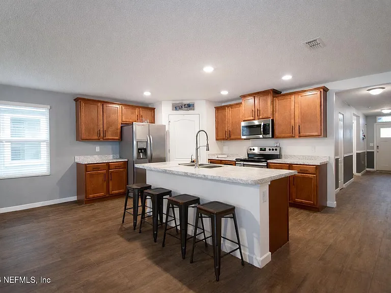 3554 Shiner Dr — Photo 5
