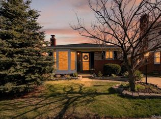 15720 Regina Ave, Allen Park, MI 48101